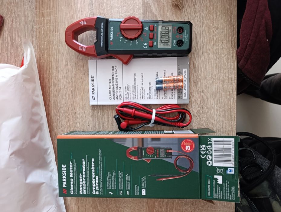 Alicate Amperímetro Digital Parkside PZM 2 B4