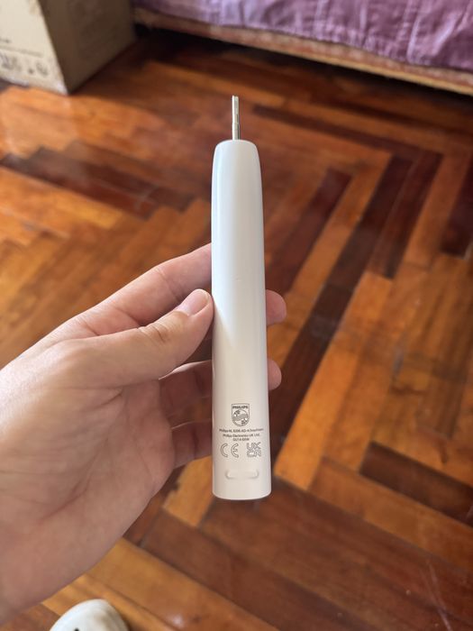 Звукова зубна щітка Philips Sonicare 3100