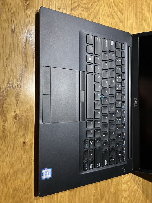 Laptop Dell 7490 i5-8350U - bardzo ładny