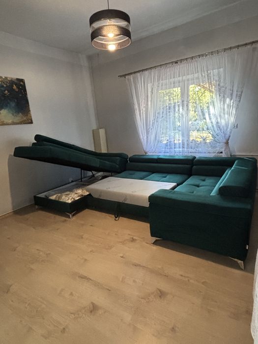Duży narożnik z funkcją spania + pojemnik na posciel