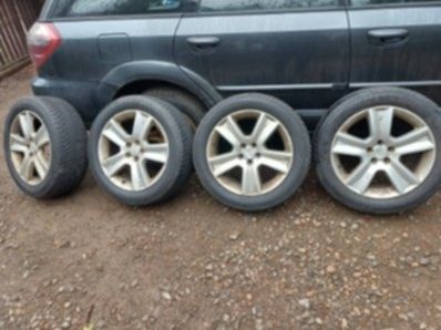 Koła Opony wielosezonowe 215/ 55/17