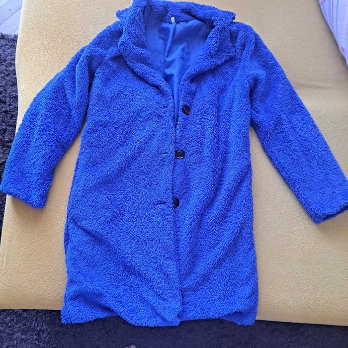 Szafirowy płaszcz L