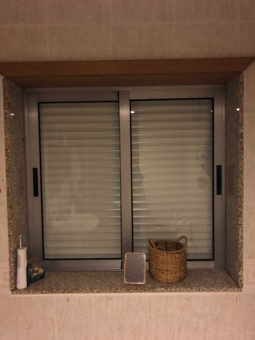 Conjunto de 18 janelas