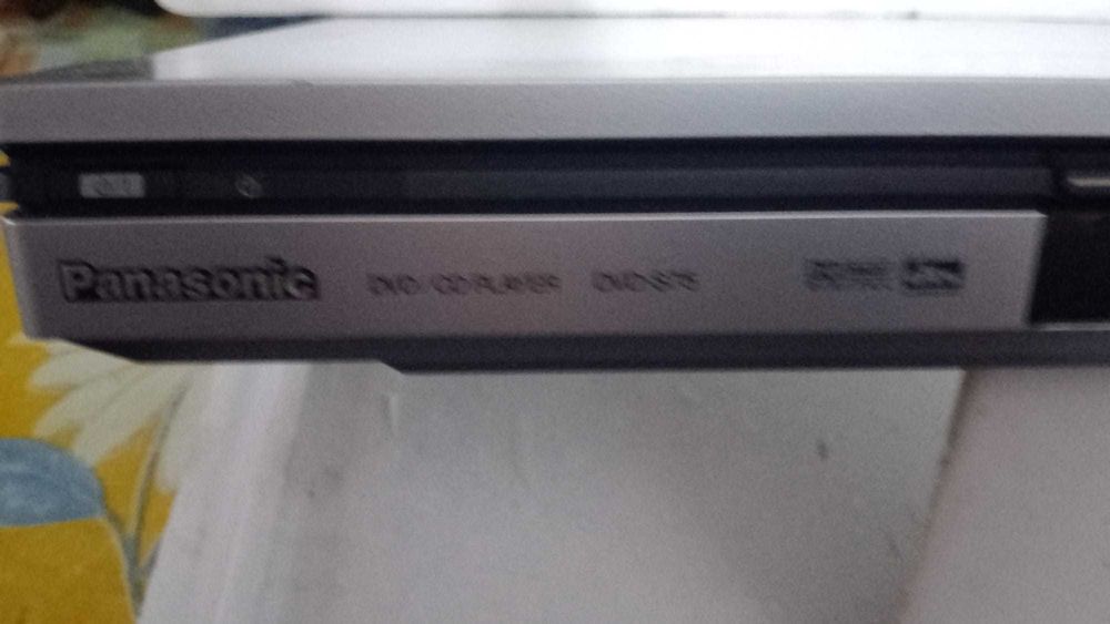 dvd panasonic s75
