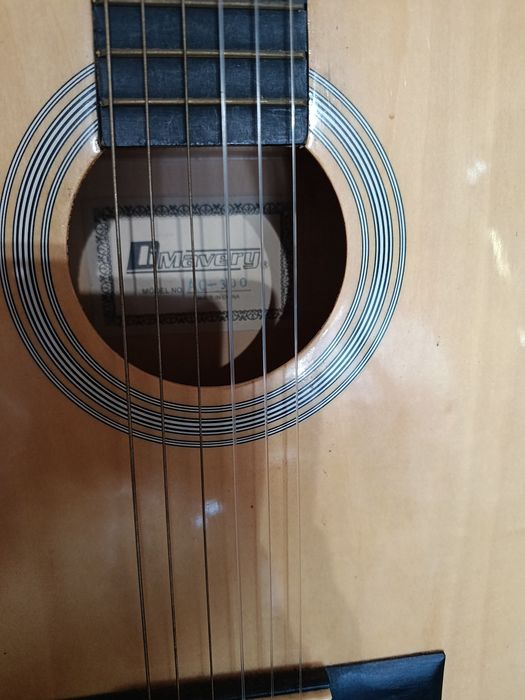 Gitara  klasyczna AC300