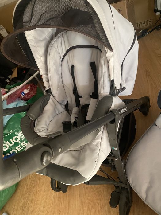 Trio Chicco (carrinho+alcofa+cadeira auto)