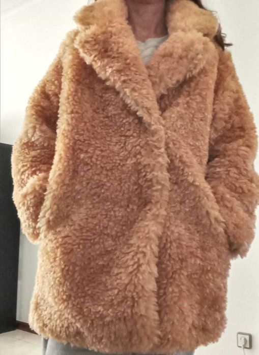 Casaco felpudo H&M bem quentinho (S) - NOVO