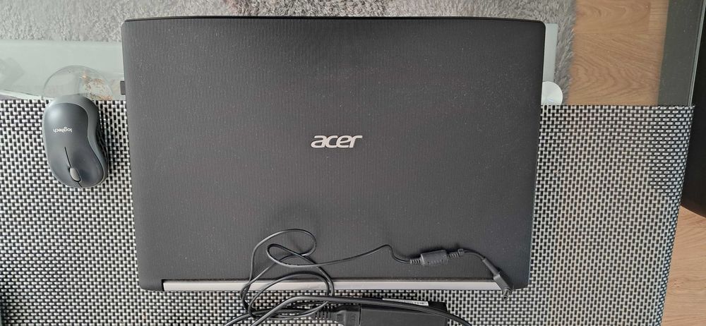 Laptop acer 17 cali uszkodzony