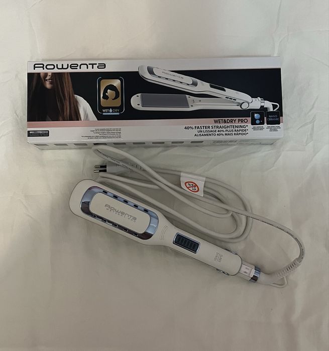 Alisador de Cabelo ROWENTA WetDry Pro