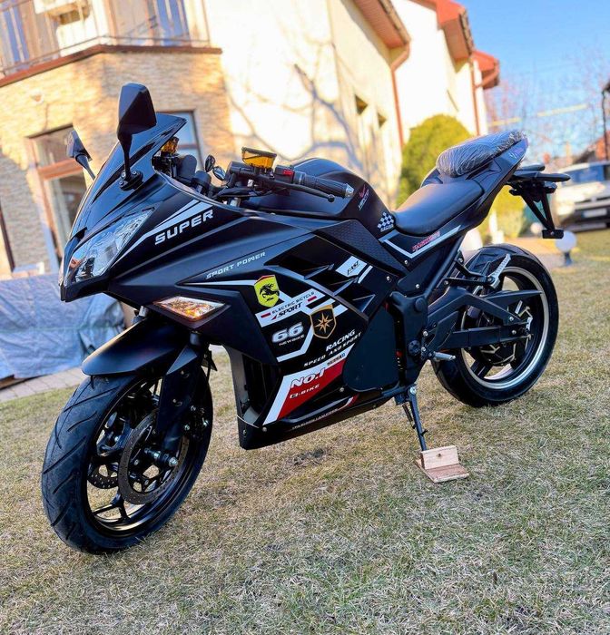 Электромотоцикл Ninja Электробайк 2950W шлем ПОДАРОК чорний 55 a Li-on