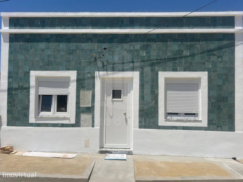 Moradia T2 remodelada em Setúbal