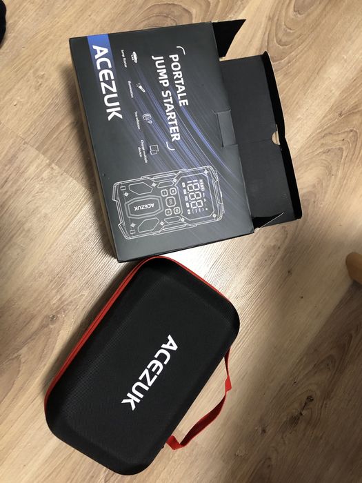 Jumpstarter powerbank rozrusznik  latarka kompresor