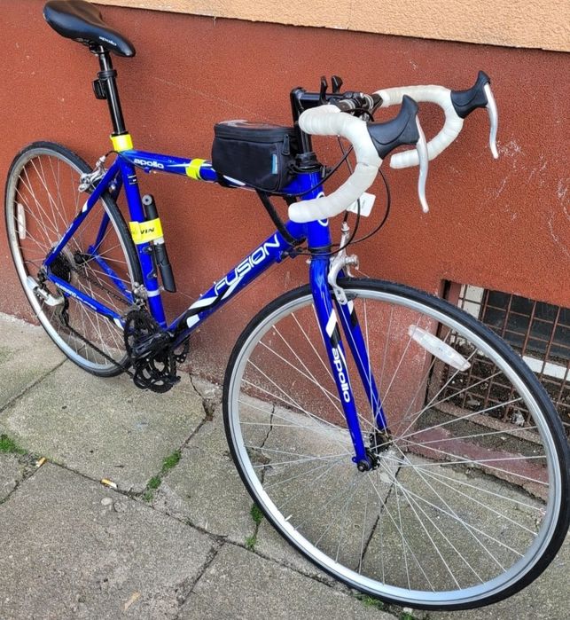 Rower szosowy Apollo fusion, aluminium, koła 28 cali