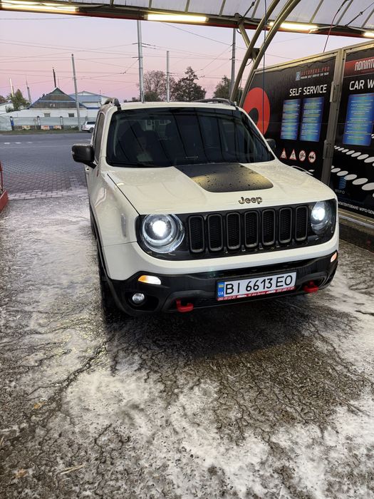 Jeep Renegade 2018 VIN ZACCJBCB3JPH26630 фото оголошення 9 з 22