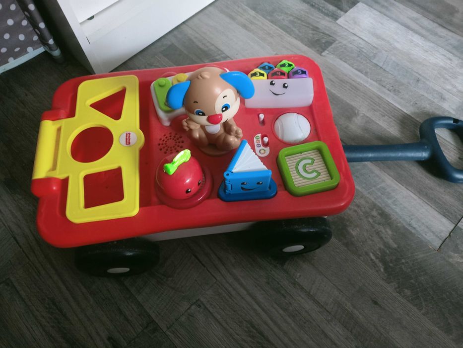 Fisher-Price edukacyjny wózek Szczeniaczek