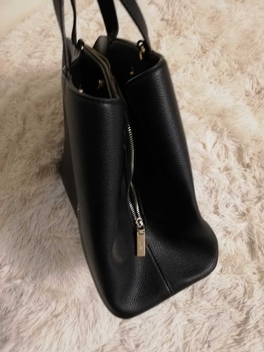 torebka skórzana Ochnik Daily liczne kieszonki zamki