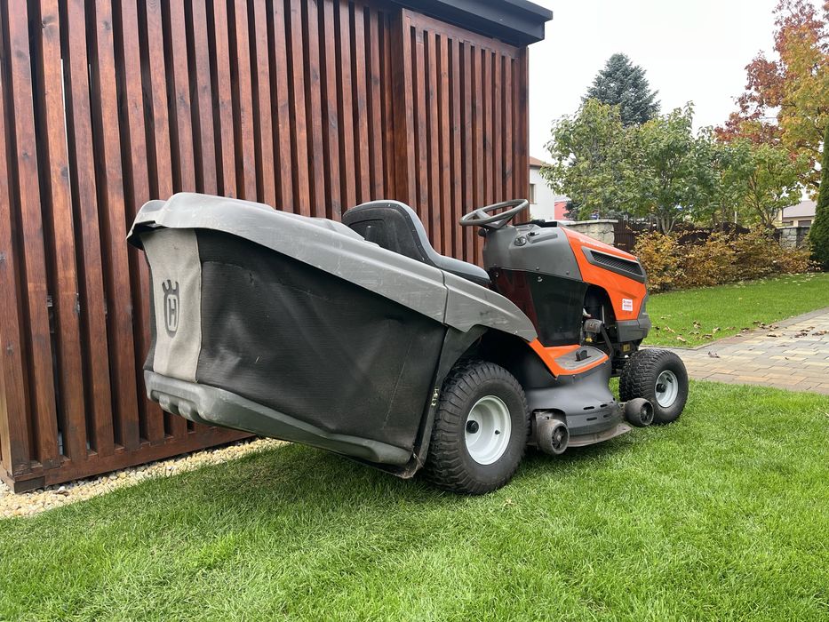 Traktorek Kosiarka Husqvarna TC 142 + plug