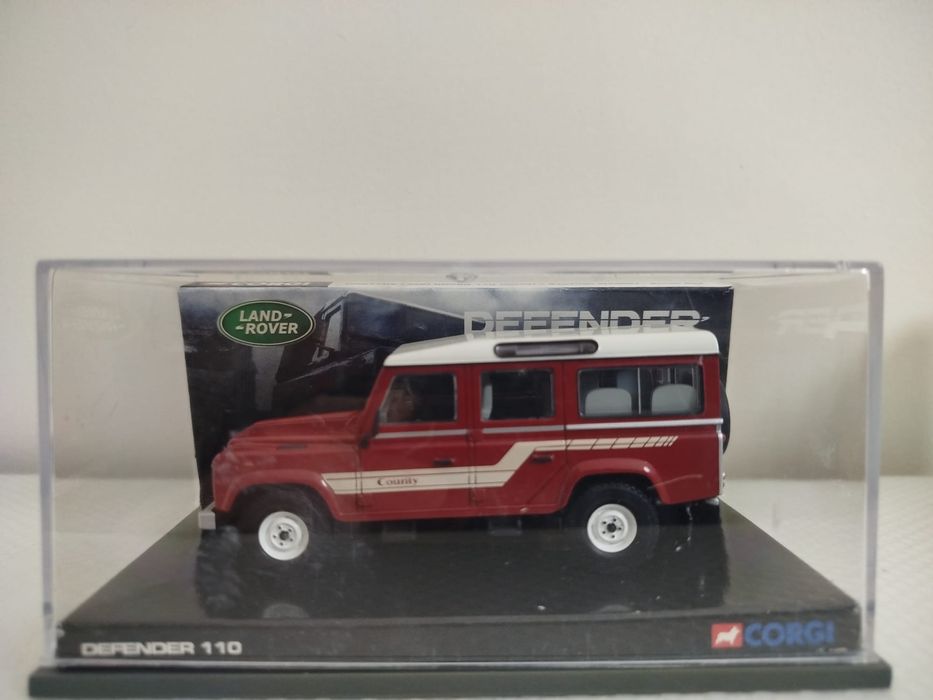 Miniatura Land Rover Defender 110 Nova 1/43