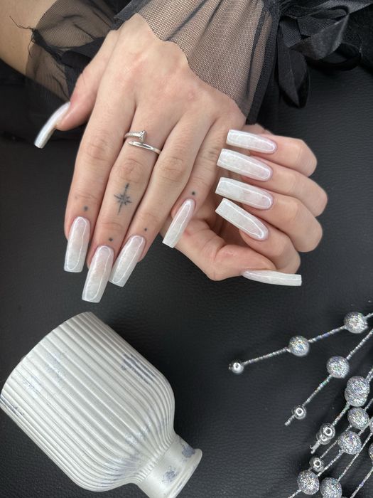 Наарошення нігтів. Гель лак. Нео Плаза. 800 грн