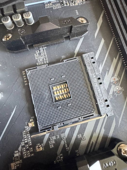 Материнська плата GIGABYTE B550 AORUS ELITE AX V2 (AMD AM4, ATX, DDR4, WiFi, Bluetooth)