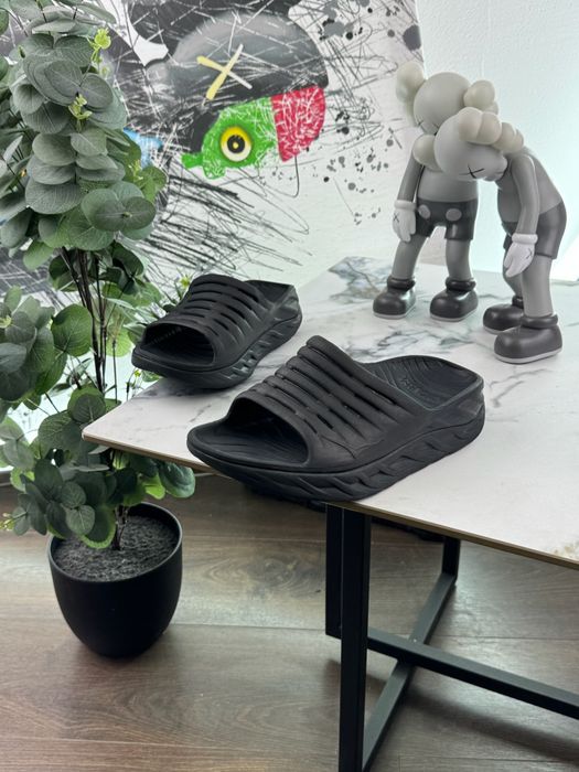 Тапочки шльопки Hoka Ora Recovery 37 розмір Е14700