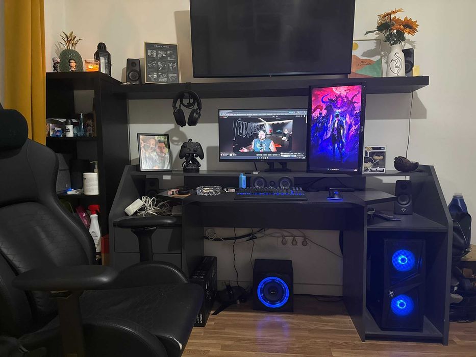 Secretária Gaming (como nova)