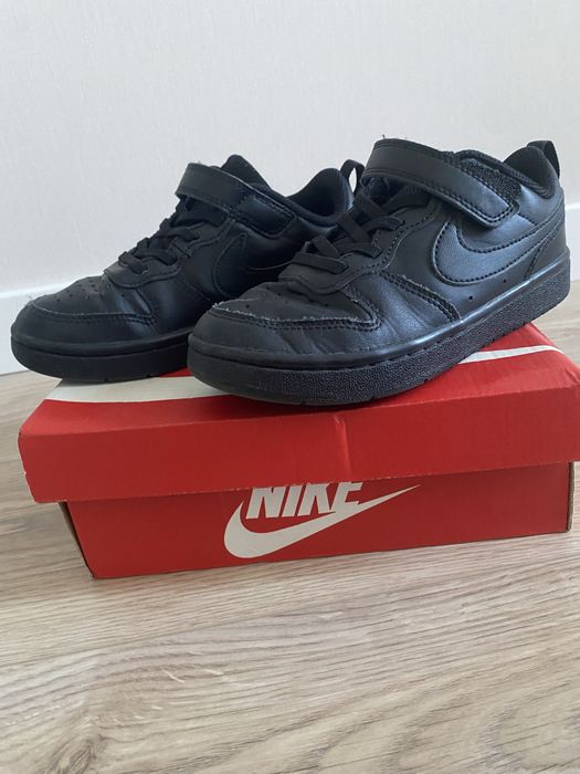 Продам  шкіряні кросівки Nike унісекс