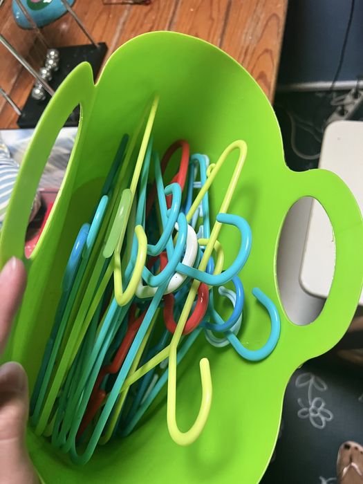 Dou/ofereço artigos/brinquedos de criança variados