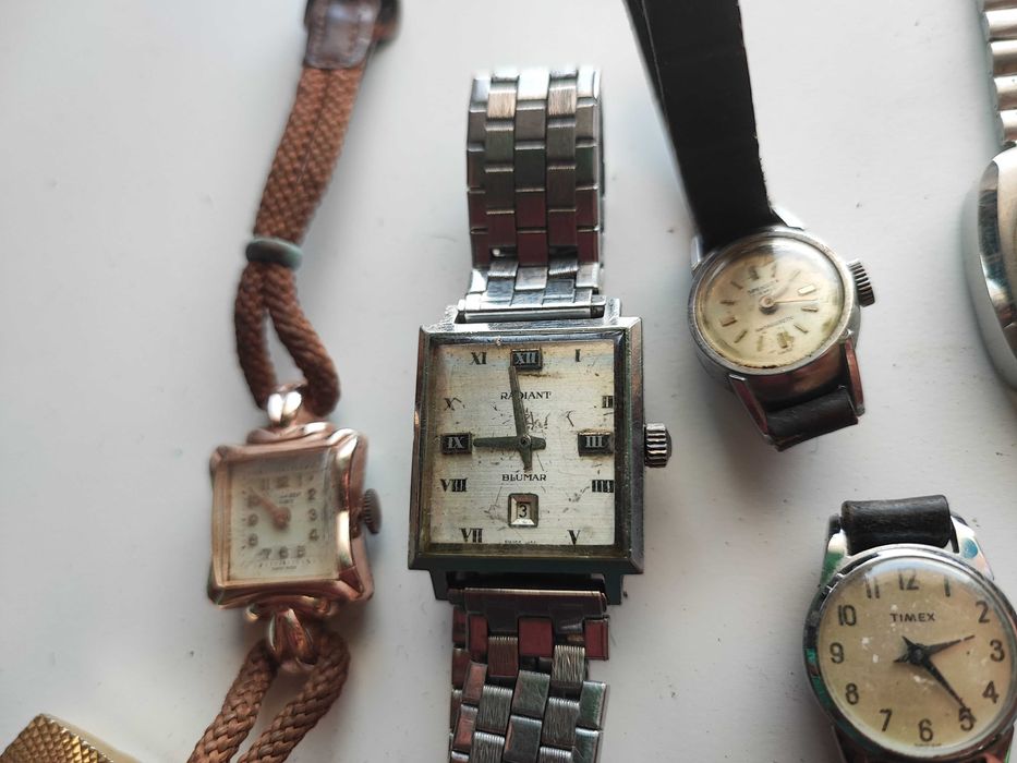 Lote de relógios para peças ou reparação