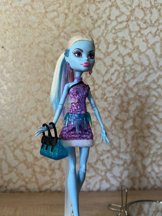 Эбби Скариж Монстер хай