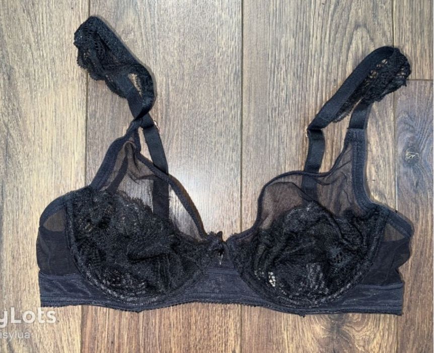 Бюстгальтер 75В.