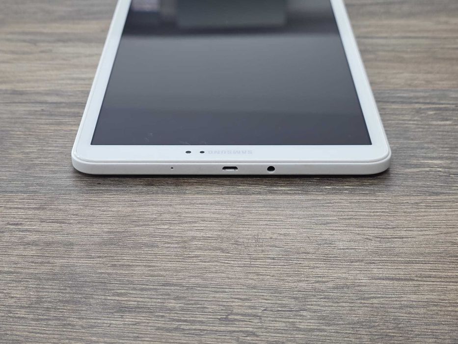 Tablet Samsung Galaxy Tab A 10.1 (2016) 2/16GB stand db gwarancja