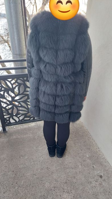 Продам натуральну безрукавку  з "Песця" Розмір 44-46