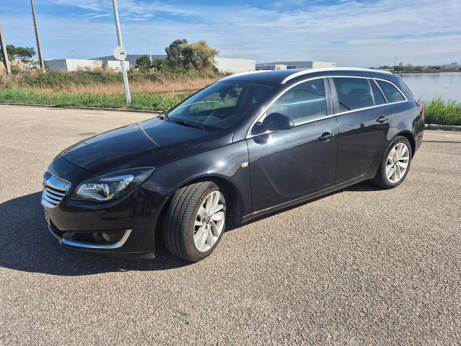 Opel Insignia Sports Tourer 2.0 CDTi Cosmo S/S — photo 3