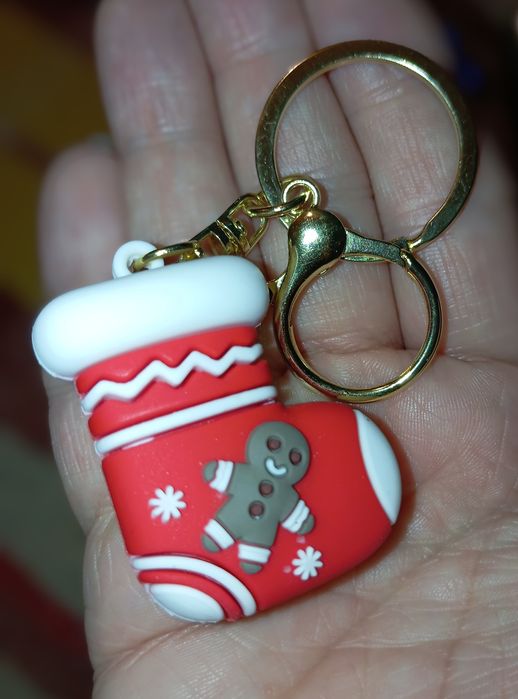 Uroczy Brelok Świąteczny , Bożonarodzeniowa Skarpetka ,  na Prezent