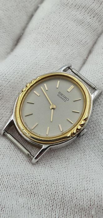 Vintage Seiko Quartz Bicolor Silver + Gold - Made in Japan