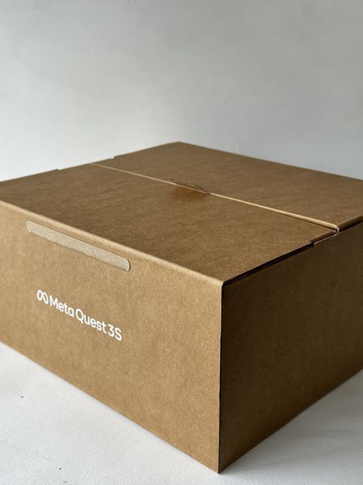 Meta Quest 3S 128Gb Идеал Meta Quest 3S 128Gb / Meta Quest 3S 128Gb