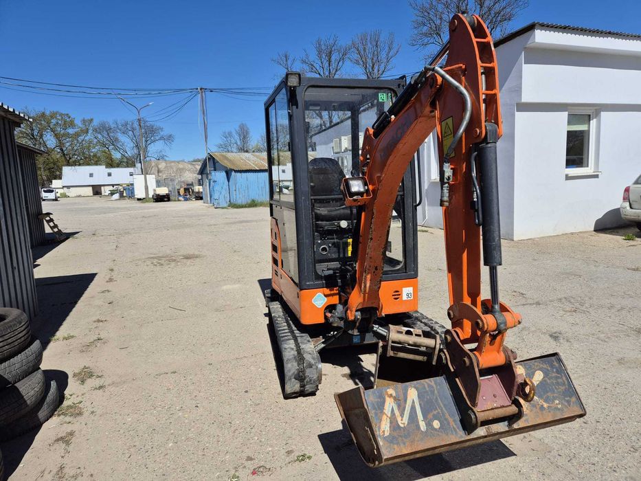 KOPARKA HITACHI ZX19-5 – 2019 r., 950 mth – 1 WŁAŚCICIEL
