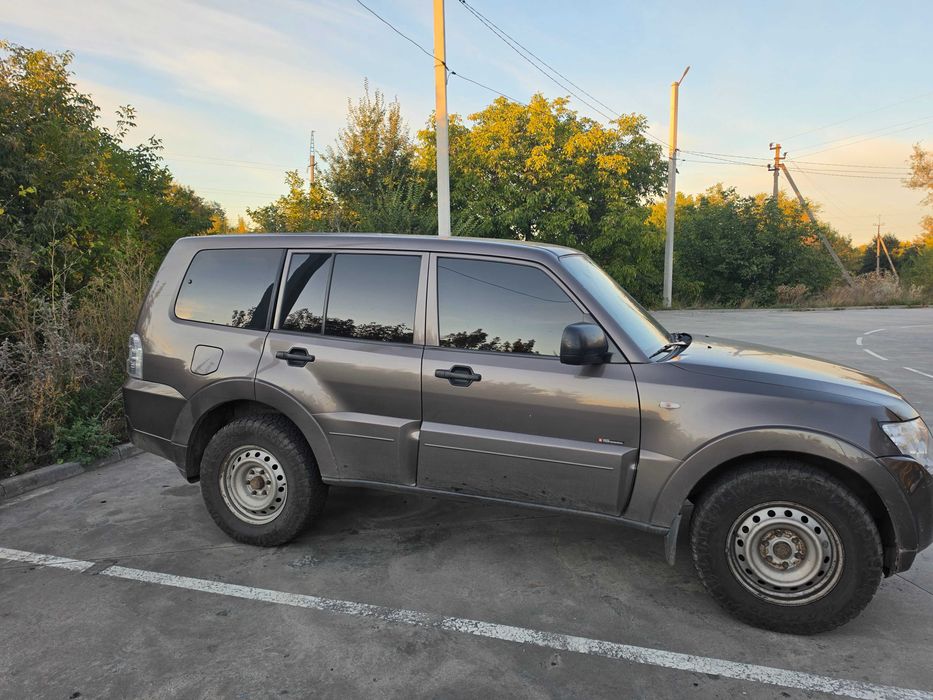 Легковий автомобіль