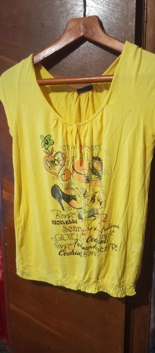 Футболка яскрава