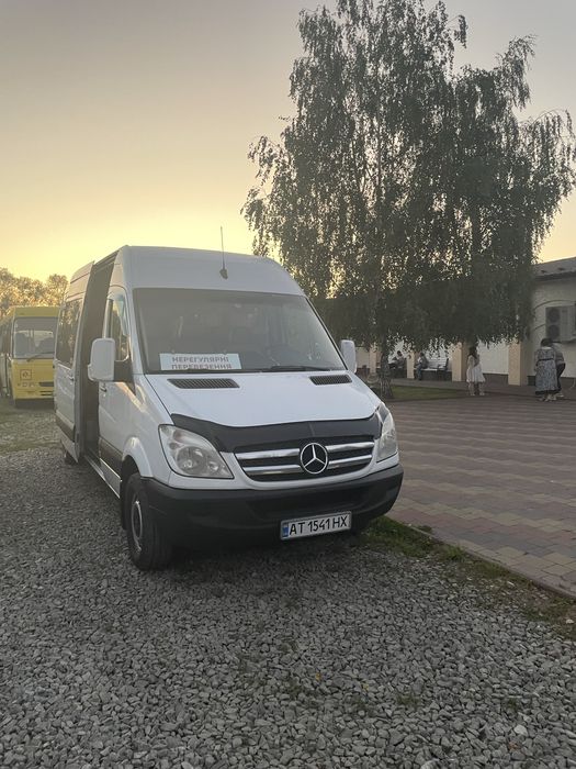 Пасажирські перевезення , замовлення автобуса , таксі бус