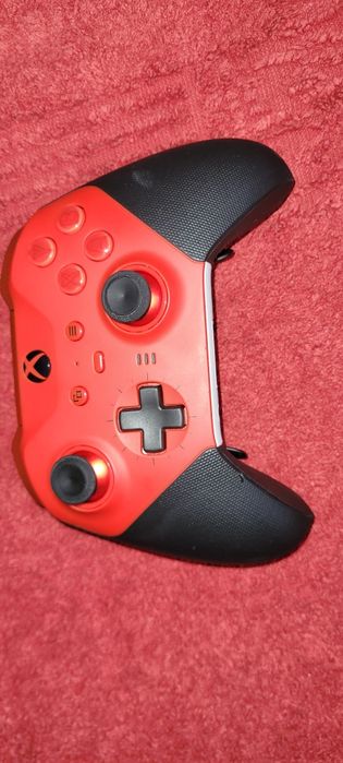 Геймпад беспроводной Microsoft Elite Series 2 Core красный (