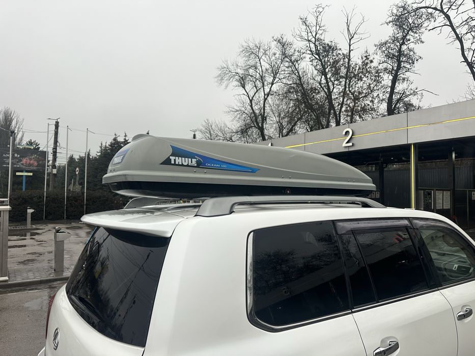 Продам бокс Thule Ocean 500 на дах з коиплектом кріплення.