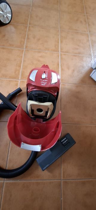 Aspirador Solac 1400w
