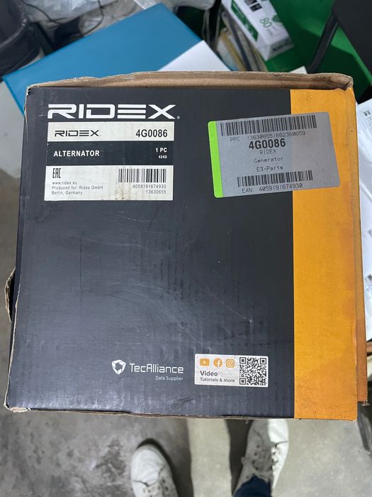 RIDEX 4G0086 Alternador 14V 90A