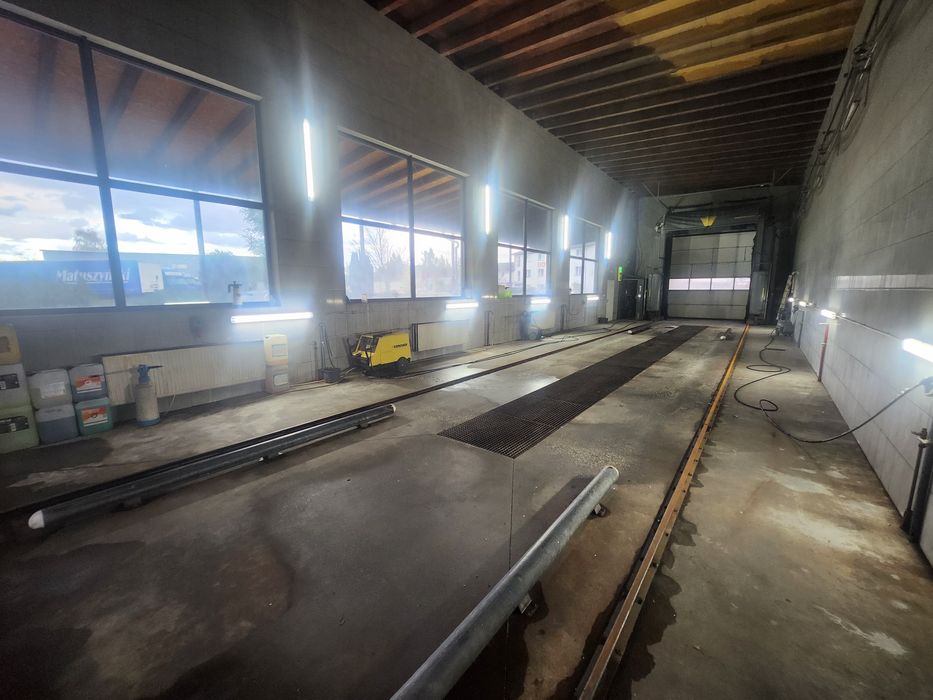 Do wynajęcia funkcjonalna hala 175m2 z wiatą