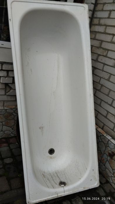 Продам ванну б/у