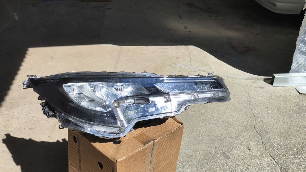 Farol Direito Toyota Corolla XII 91110-02S60