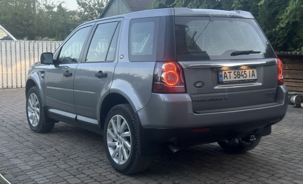 Land Rover Freelander 2013рік