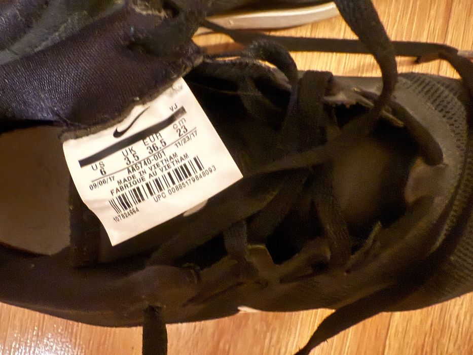 Buty Adidasy wiązane Nike 36,5 Air Max AA5740